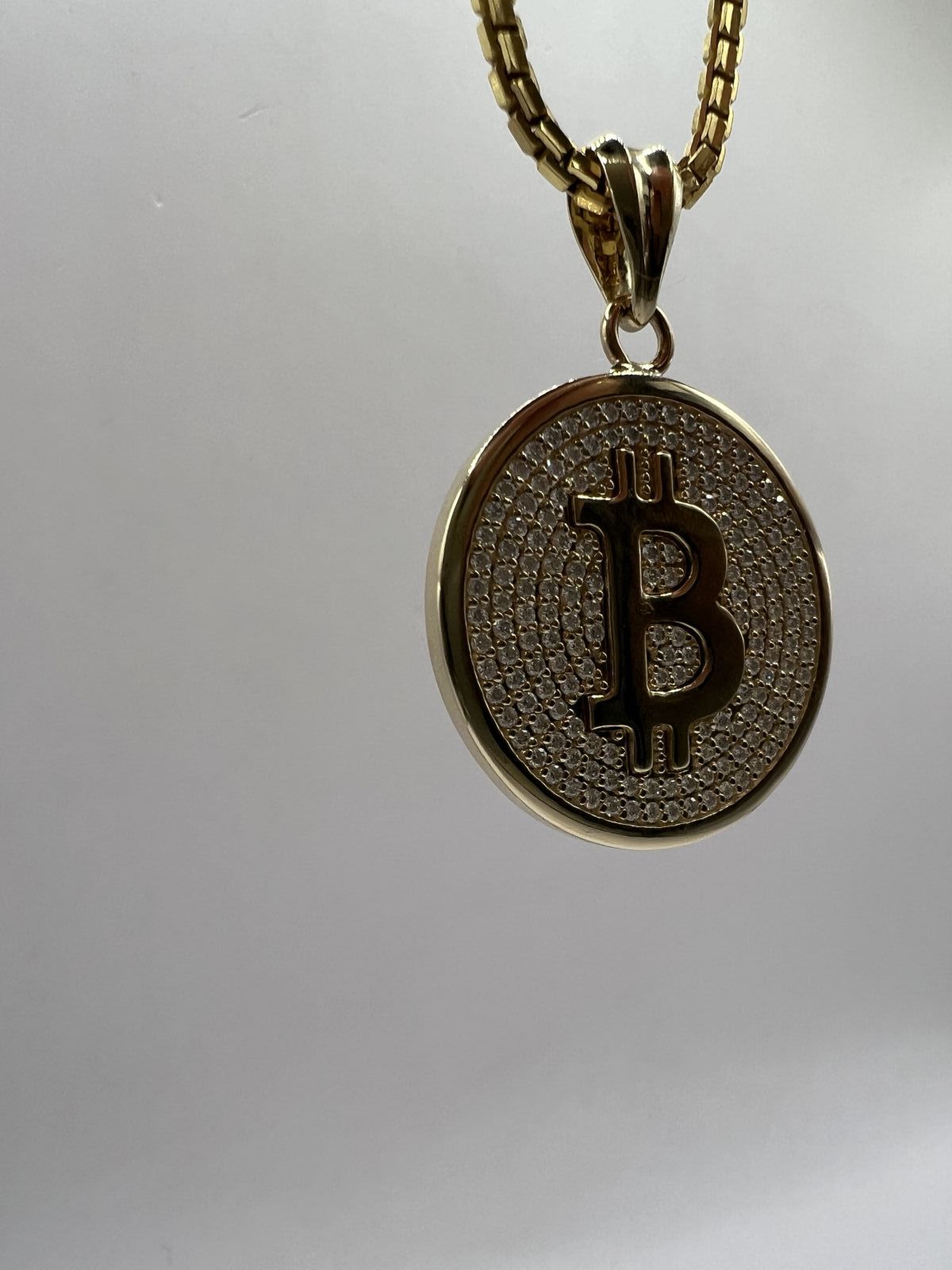 Zawieszka Bitcoin