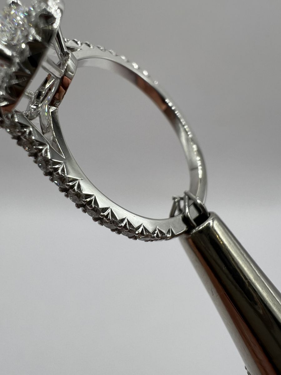 Halo Ring