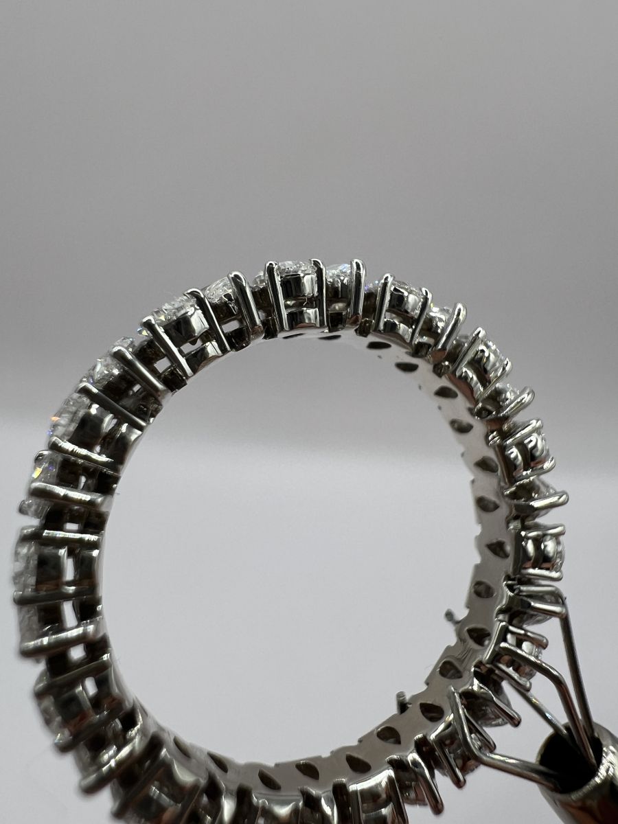Pierścionek Eternity Ring