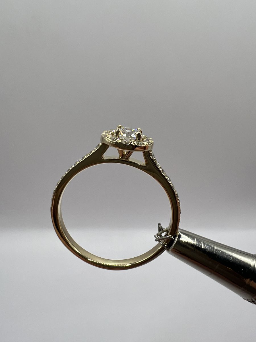 Pierścionek Halo Ring