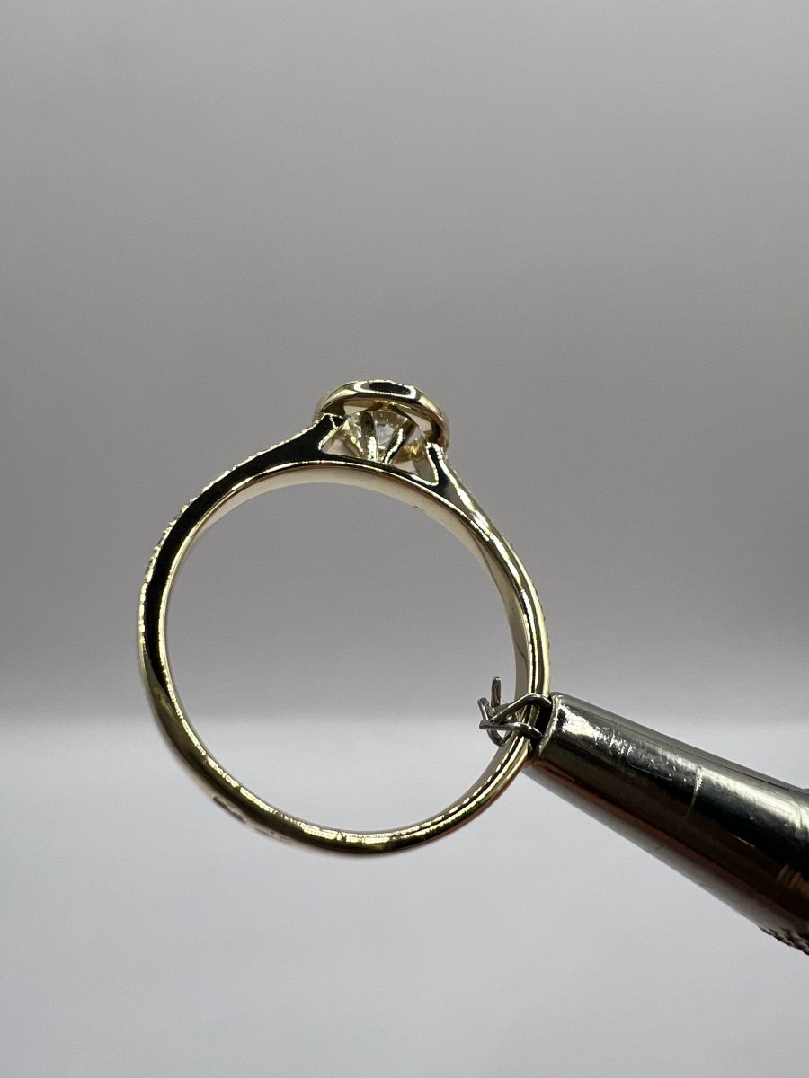 Pierścionek Halo Ring