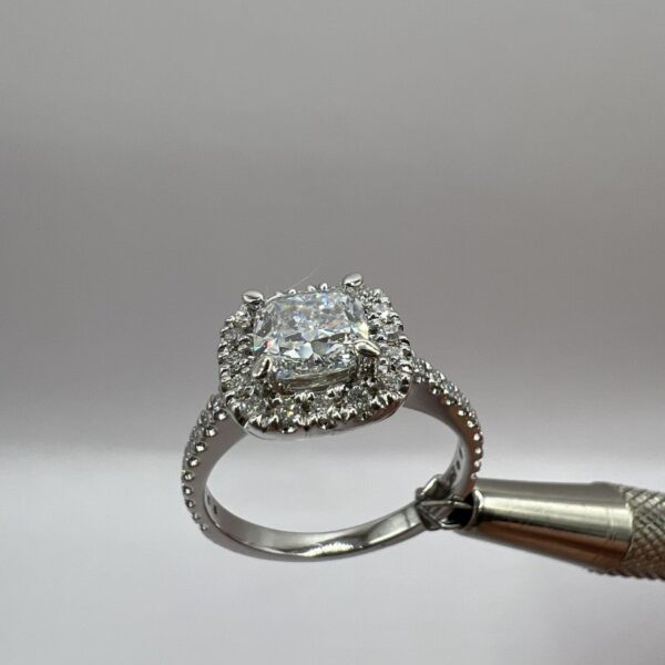 Pierścionek Halo Ring